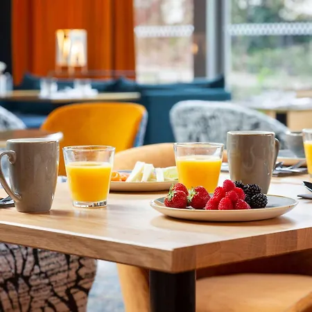 Hotel Le Gervais & Handwritten Collection