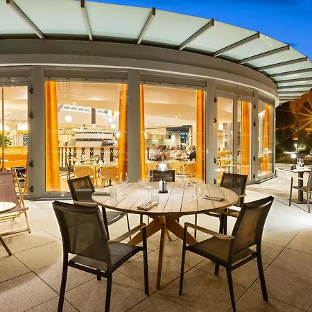 Le Gervais & Handwritten Collection Hotel 4*
